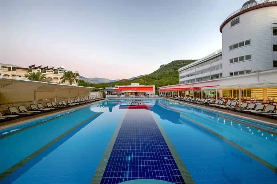 Royal Towers Resort Hotel & Spa